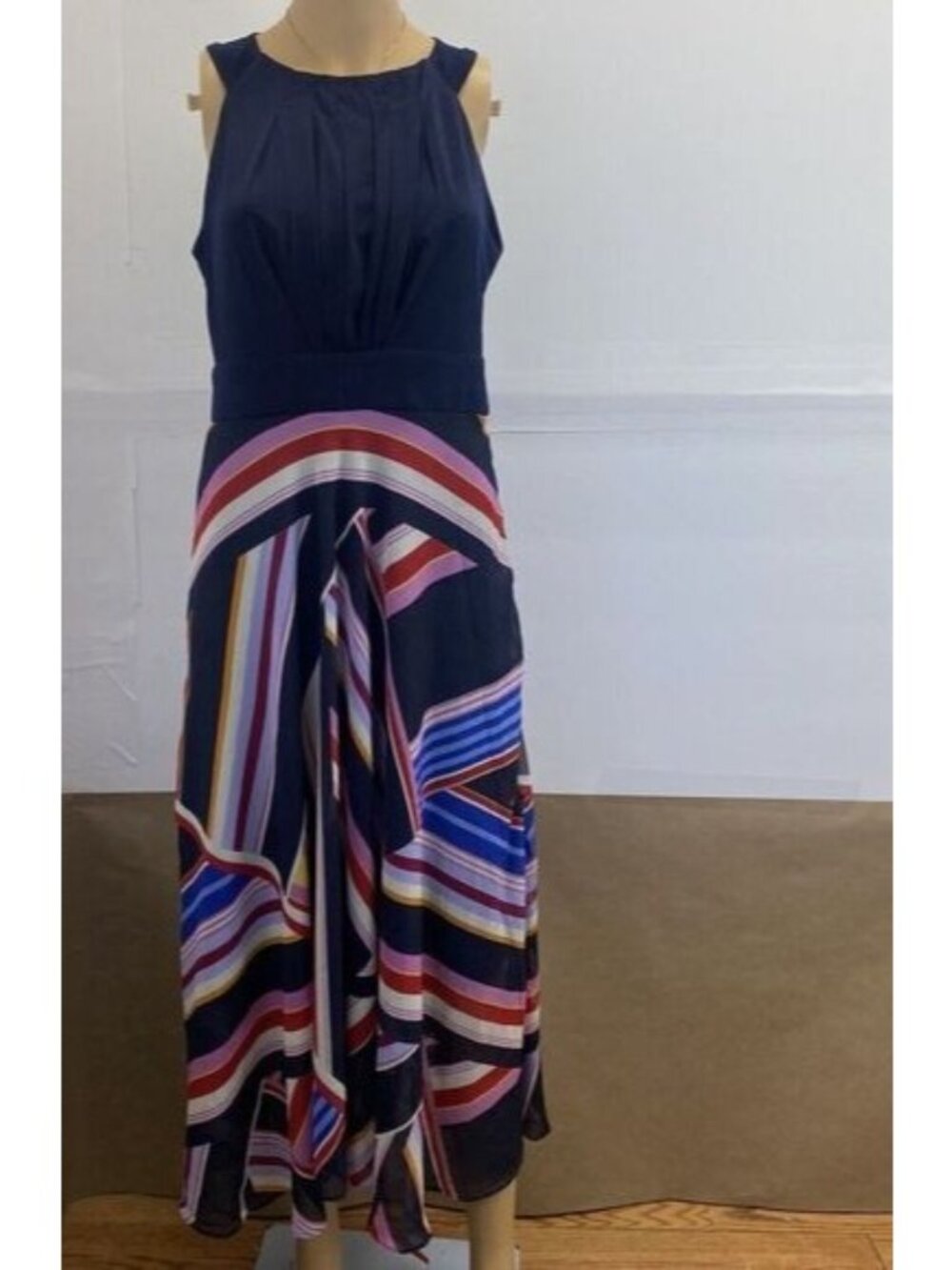 Roz & Ali Dressbarn Stripe Scarf Print Asymmetrical Midi Dress‎ Size 8.Casual